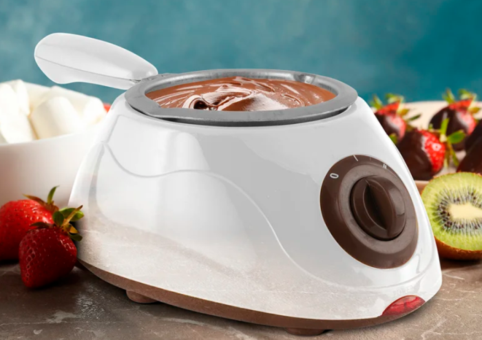 Eternal 0.26 qt. Aluminum Fondue Set - Image 2
